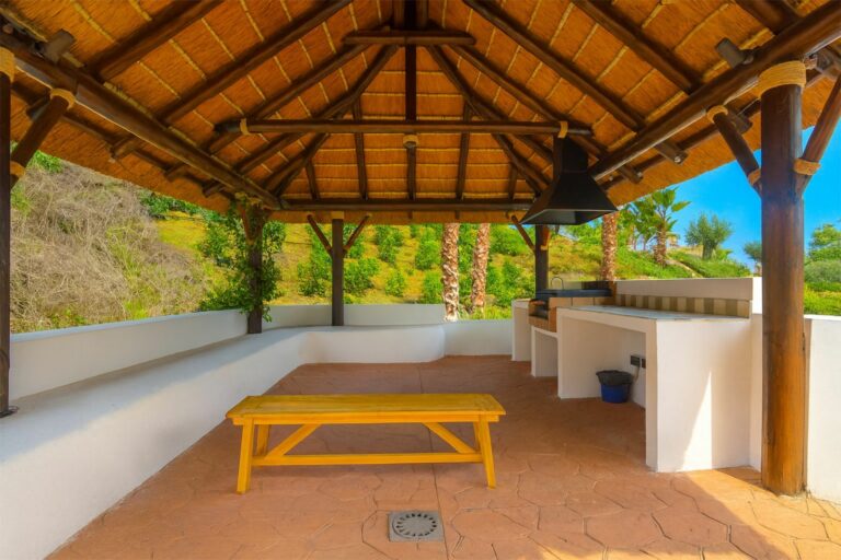 a92561b4ab8d336da2ad64753b23da8c - 13