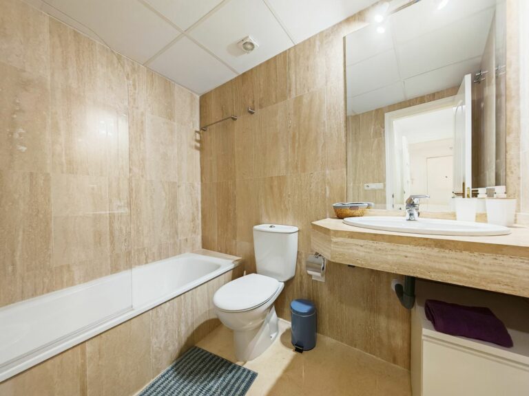 a9462e0a160de897926ec6e5f25b2f37 - 9