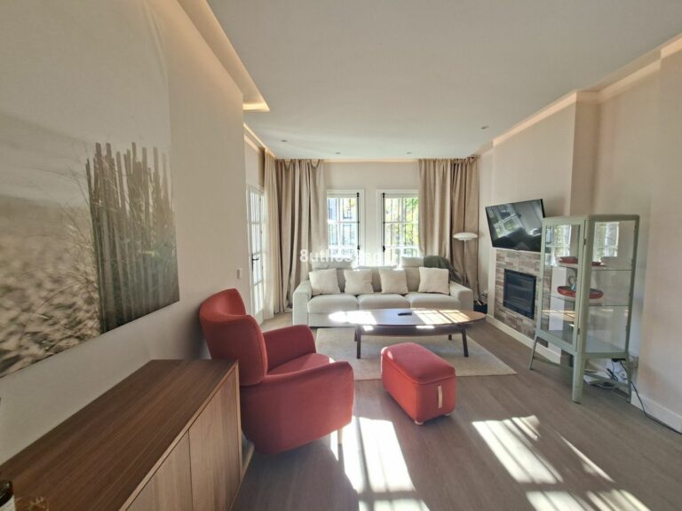 a9e170fa75d46dedffebca45ec2e2e0e - 4