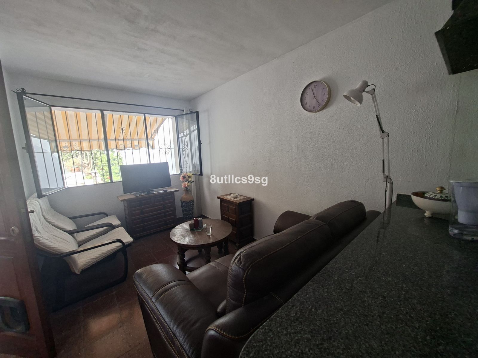 aad81580f780d0a71f9849a7275d169f - 10