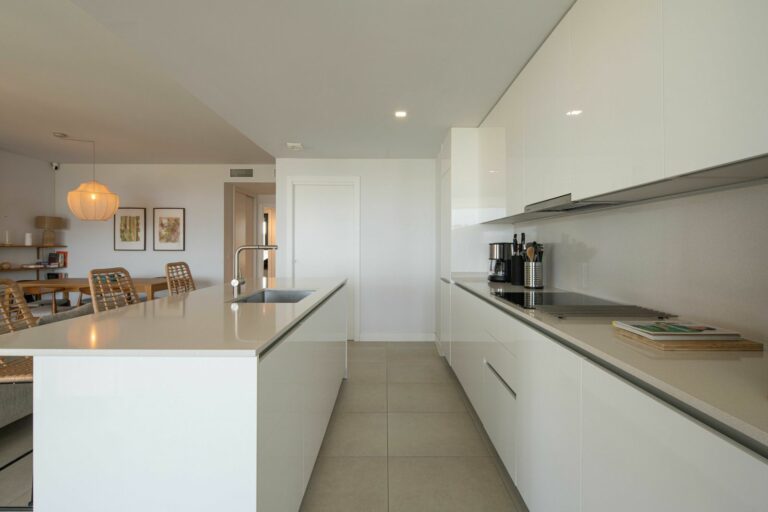 ab7858337054170ebebade6706ed9e4f - 9