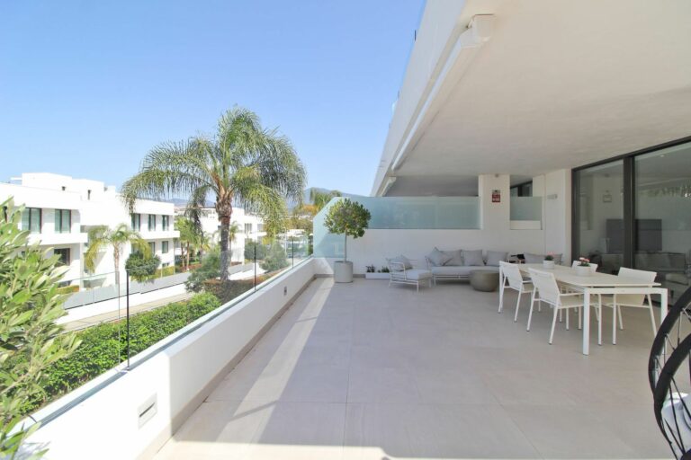 ac3c6255c5824aaf69852b4907af9798 - 1