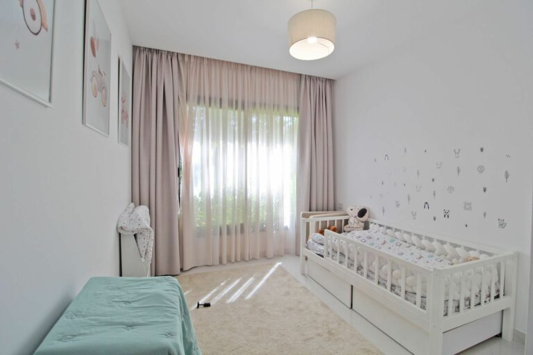 ac3c6255c5824aaf69852b4907af9798 - 12