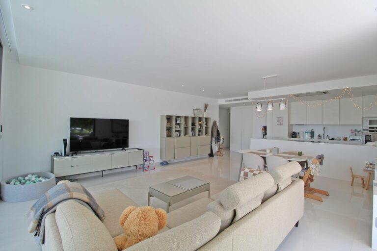 ac3c6255c5824aaf69852b4907af9798 - 6