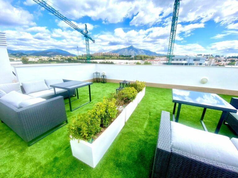 ad20113e932d171850d1b4d020d36feb - 13