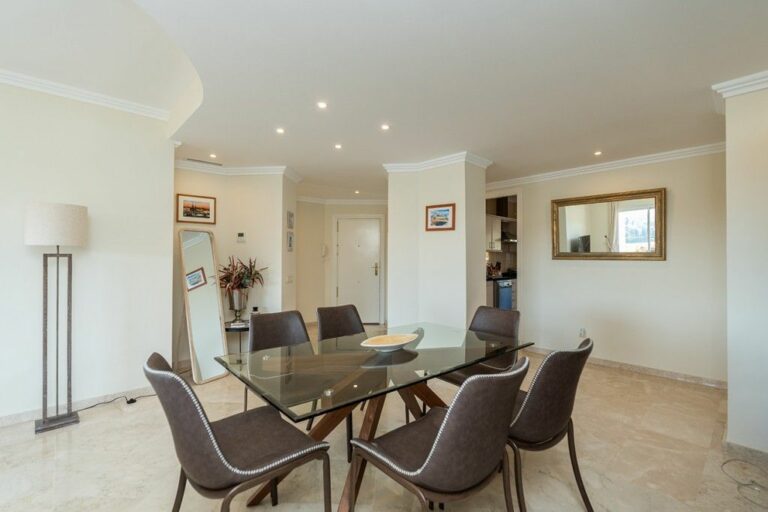 ae494a9afc5862b0e41b46cb8cc2ee57 - 14