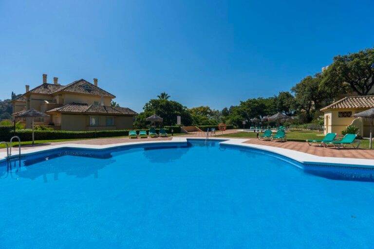 ae494a9afc5862b0e41b46cb8cc2ee57 - 7