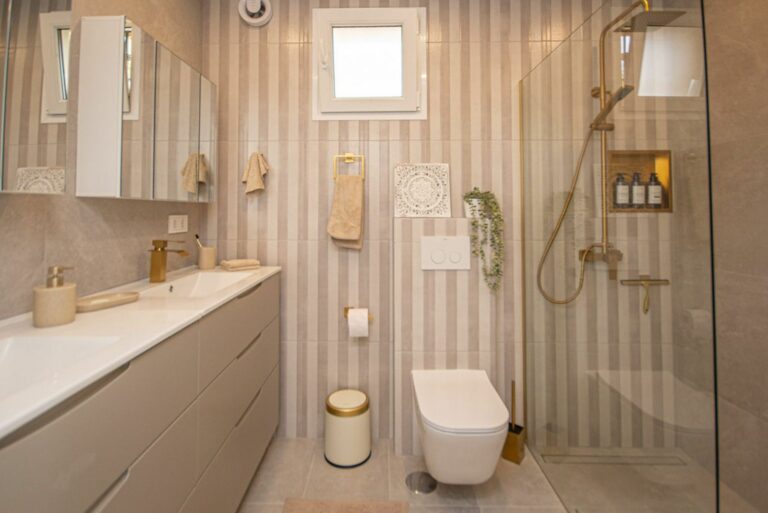 aea9ddeedde850ef5a541f442e52c287 - 8