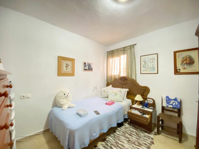 aee46e000dd3b1e57b3615ed48dac339 - 10