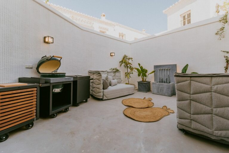 afc96164fd09be1eefce2e9ee7ca64f4 - 10