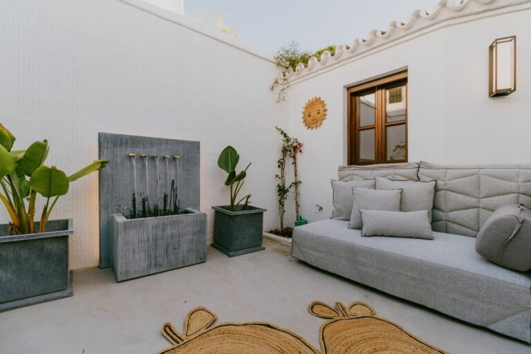 afc96164fd09be1eefce2e9ee7ca64f4 - 12