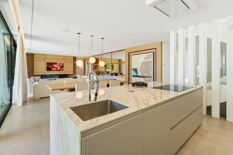 b0bede9a36cea3474dcfdbbe65d26d88 - 4