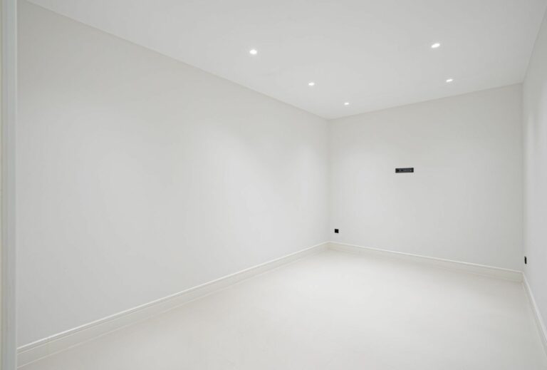 b1b909ce23f82f923fdba49c93f56c8e - 16