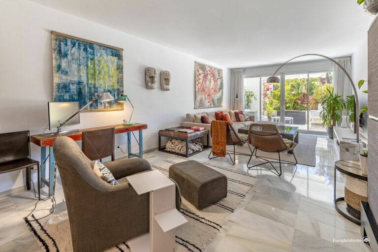 b2d9a91a76eb5ee46b130d8b8a8d5f27 - 3