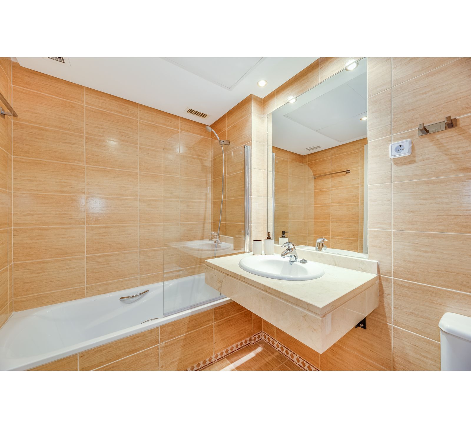 b3c3a833e1c8542d063130826187f1e4 - 13