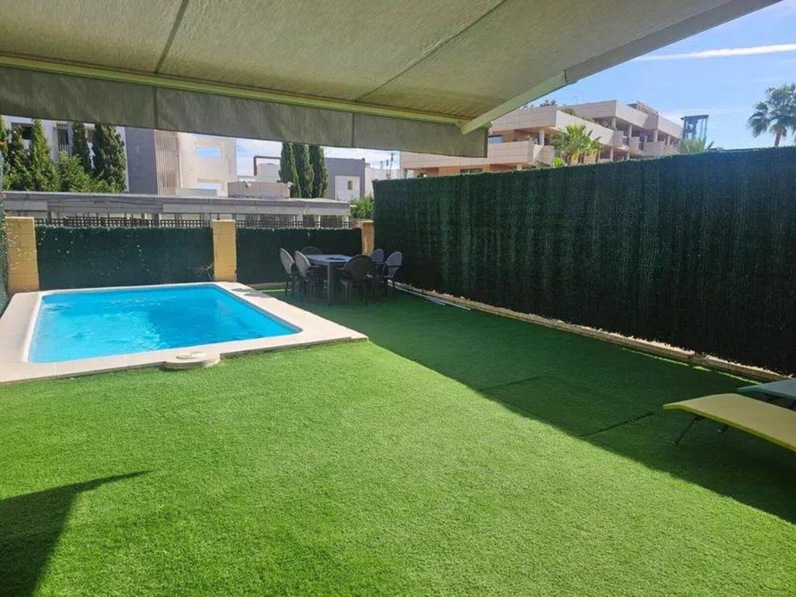 b479d7514d9fb16ff11bd96de0ee98cf - 1