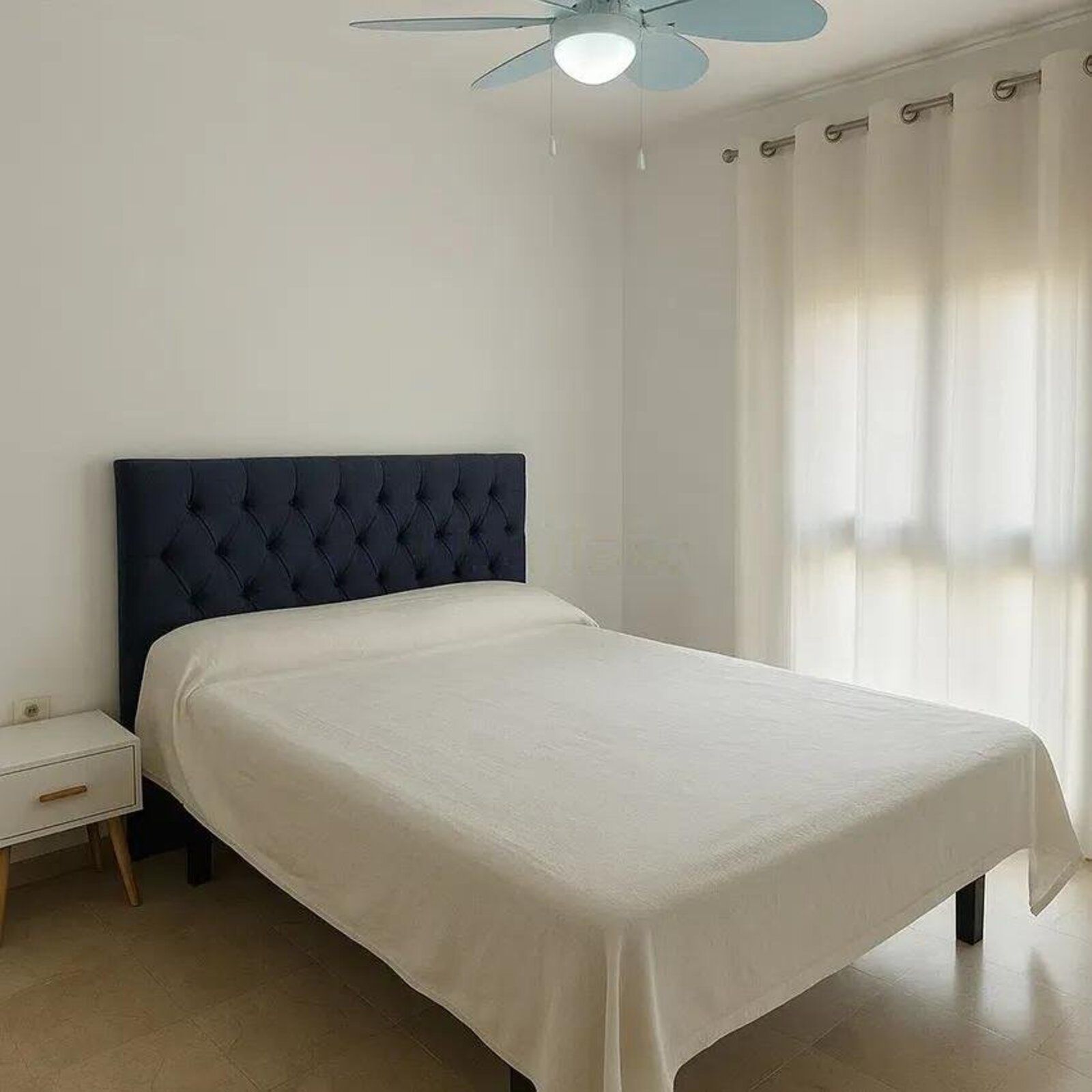 b479d7514d9fb16ff11bd96de0ee98cf - 16