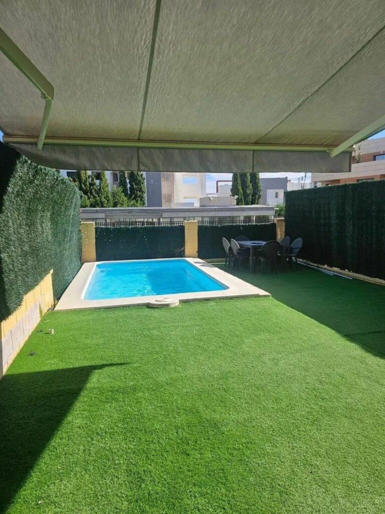 b479d7514d9fb16ff11bd96de0ee98cf - 4