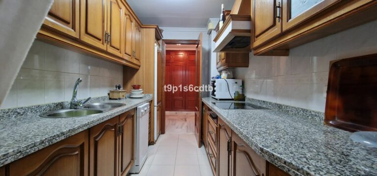 b538d7e8fb4bcc64566d74eb6fbd6bfd - 11