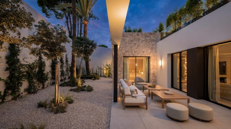 b697833487792c60229398628871d1af - 9