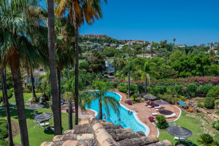 b712809718bafac489a2fb17d0838e18 - 16