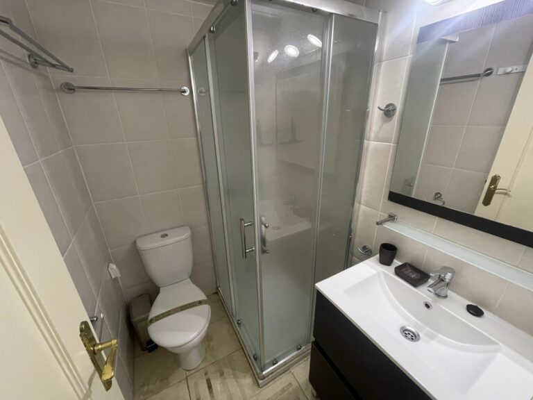 b82704c55e6ce16dc5d6f8396321d0ef - 8