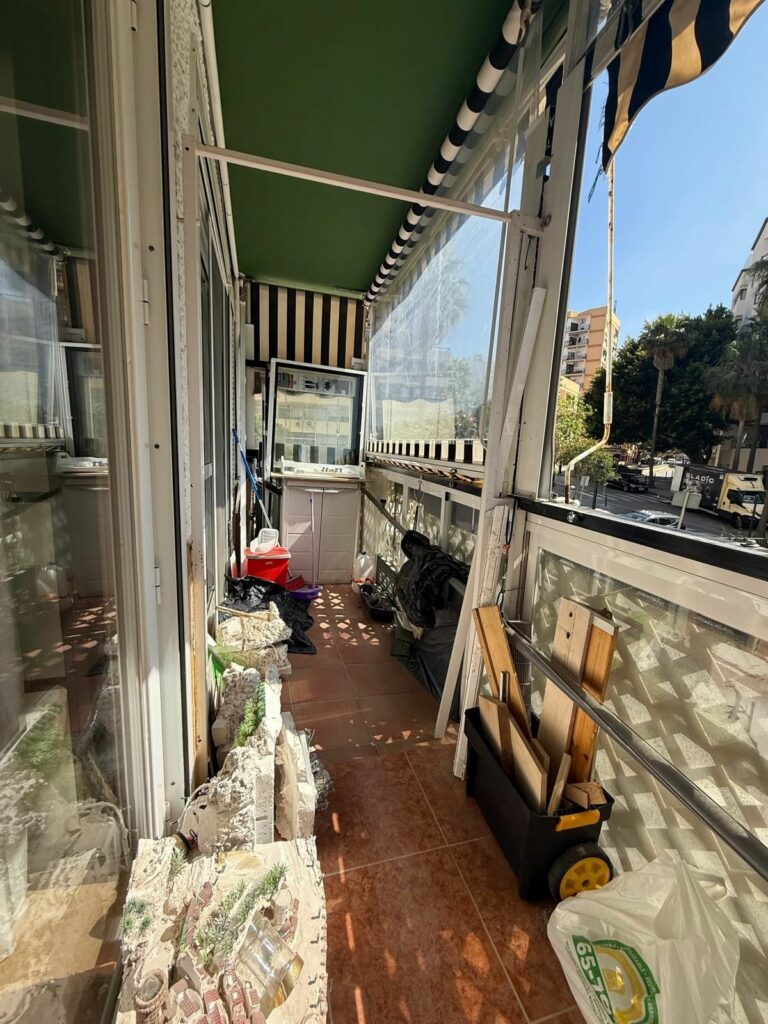 b863f82d710b58f94a831e95563a7cf1 - 8