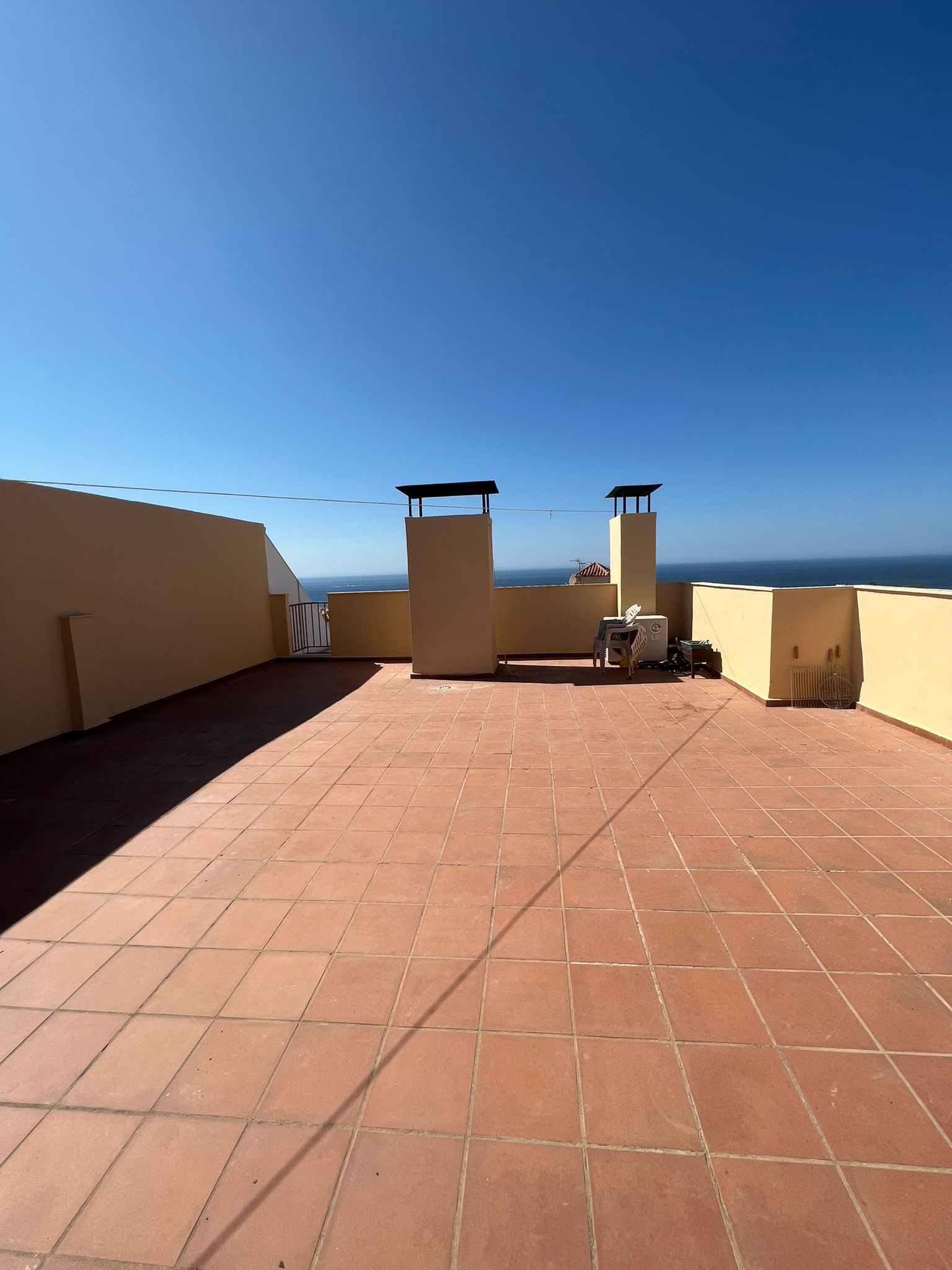 b896ac9f25b14ea6e59150239a58a1c4 - 13