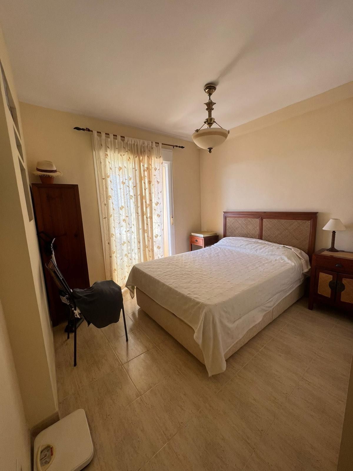 b896ac9f25b14ea6e59150239a58a1c4 - 6