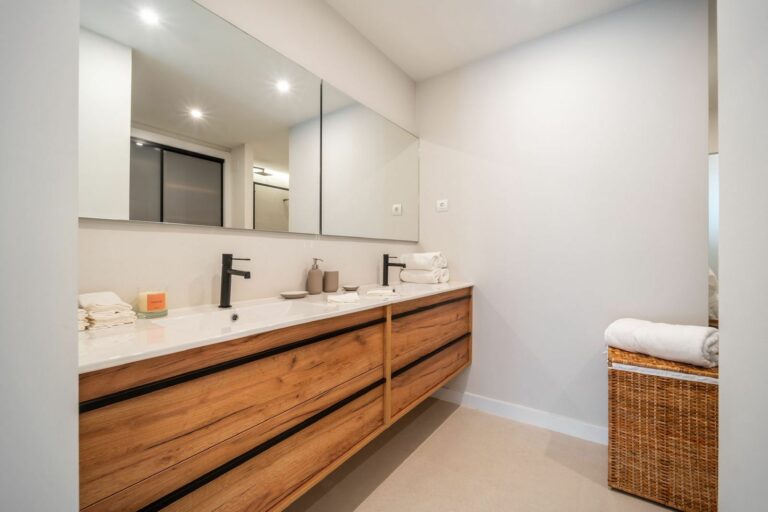 b98138ef80932be4a8f3c30a1c3827c1 - 8