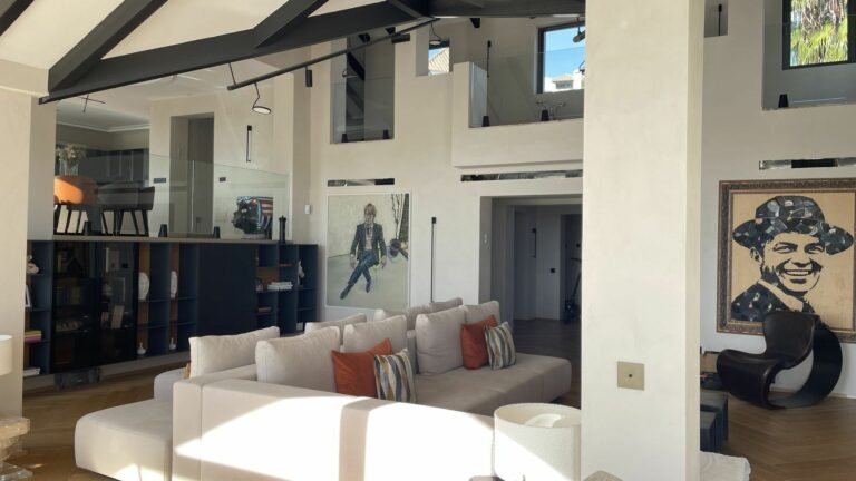 b9b22a974e27fb2d4a4064627c1de79e - 11