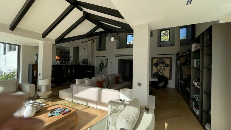 b9b22a974e27fb2d4a4064627c1de79e - 12