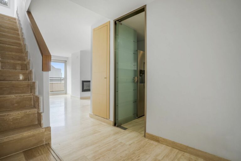 ba4b63d4b8d9327feee68463a26e6e90 - 10