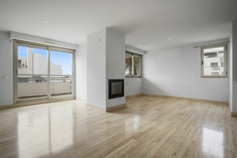 ba4b63d4b8d9327feee68463a26e6e90 - 2