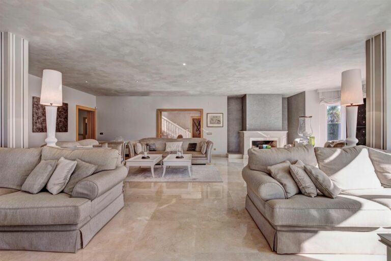 baa75acab9e889c3fa69167e8a5fca43 - 11