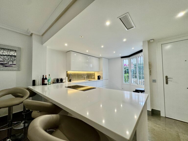 bb4614740df7f3d1319813f4182a6601 - 13