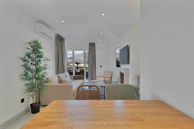 bb5f3747cbcebc29bc4353e43be6bf22 - 10