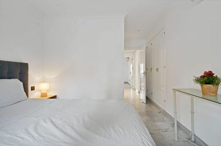 bb5f3747cbcebc29bc4353e43be6bf22 - 16