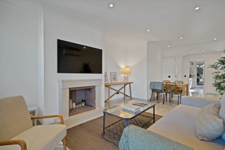 bb5f3747cbcebc29bc4353e43be6bf22 - 7