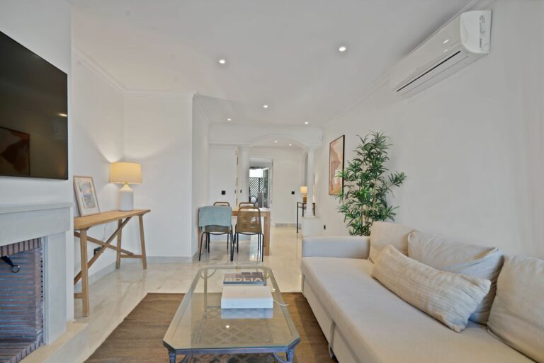 bb5f3747cbcebc29bc4353e43be6bf22 - 8