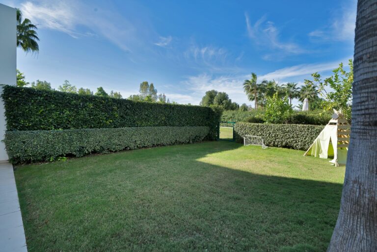 bbaaaaed738d9b725ee53cbc29b672b1 - 10