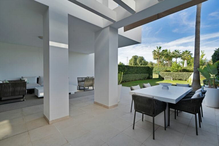 bbaaaaed738d9b725ee53cbc29b672b1 - 9