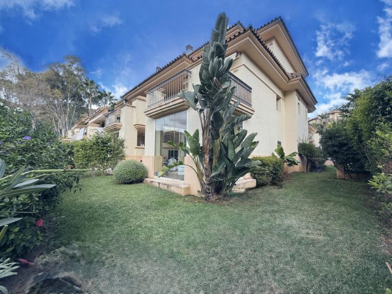 bbae08012f5a5a4249fc256e86c267be - 1