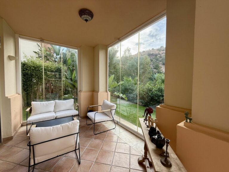 bbae08012f5a5a4249fc256e86c267be - 11