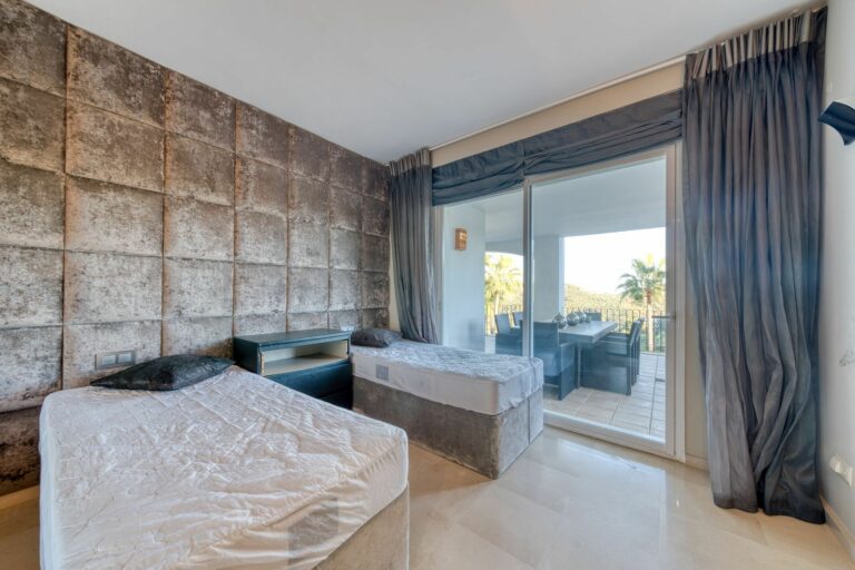 bbb623fb4c7e5828913dfd2ba64e307b - 9