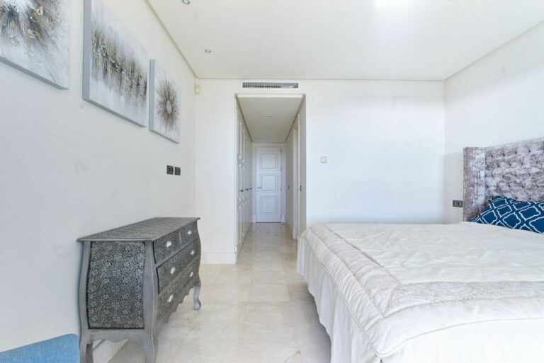 bc11d156d441d4727e27007915e43189 - 10