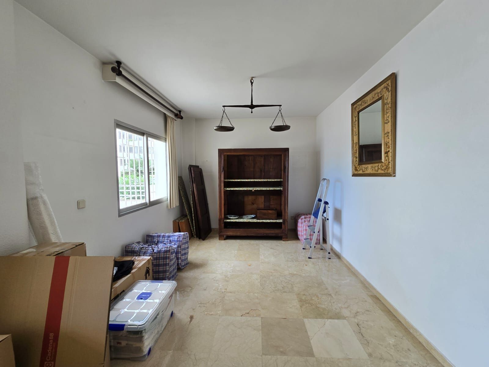 bc2a86e32ffb3f804786cf3e47b2ef73 - 14