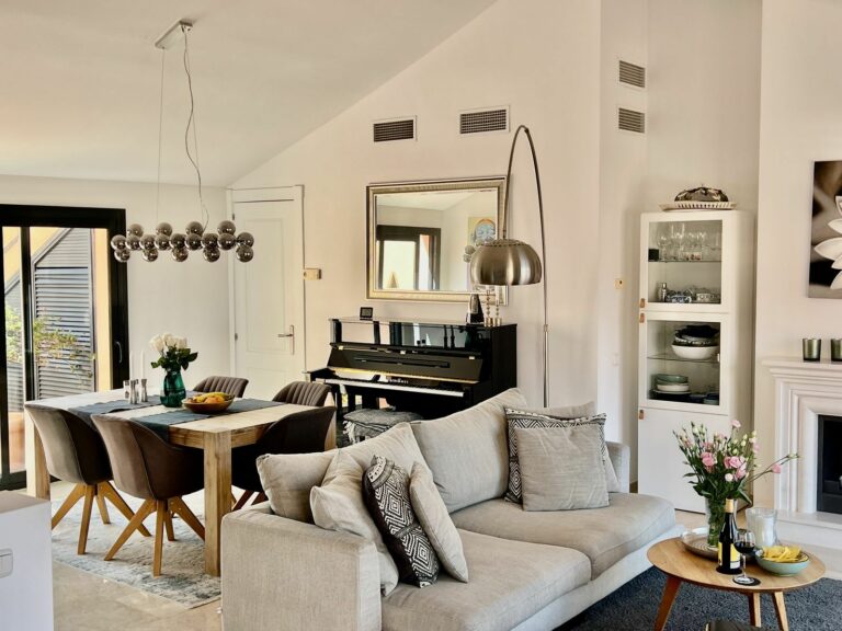 be98dc4c2ed3ece70d050c0f52ff288c - 12