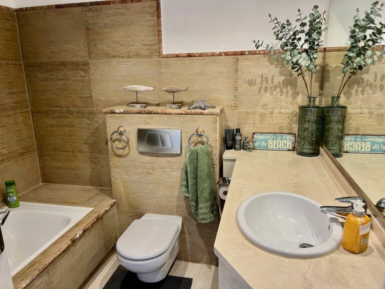 be98dc4c2ed3ece70d050c0f52ff288c - 14