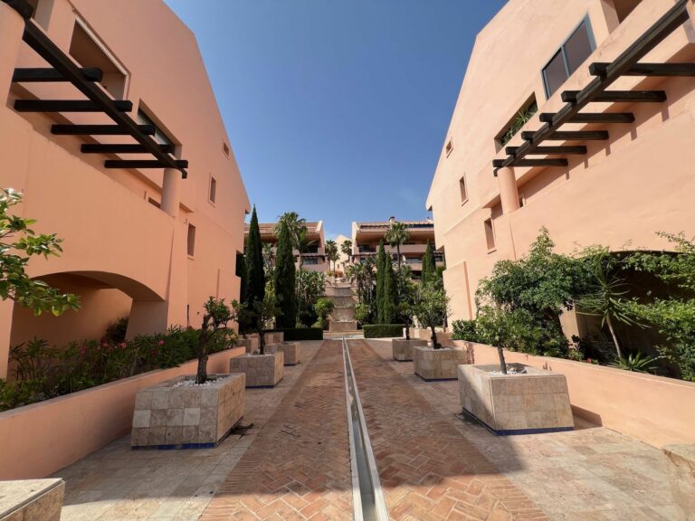 be98dc4c2ed3ece70d050c0f52ff288c - 3